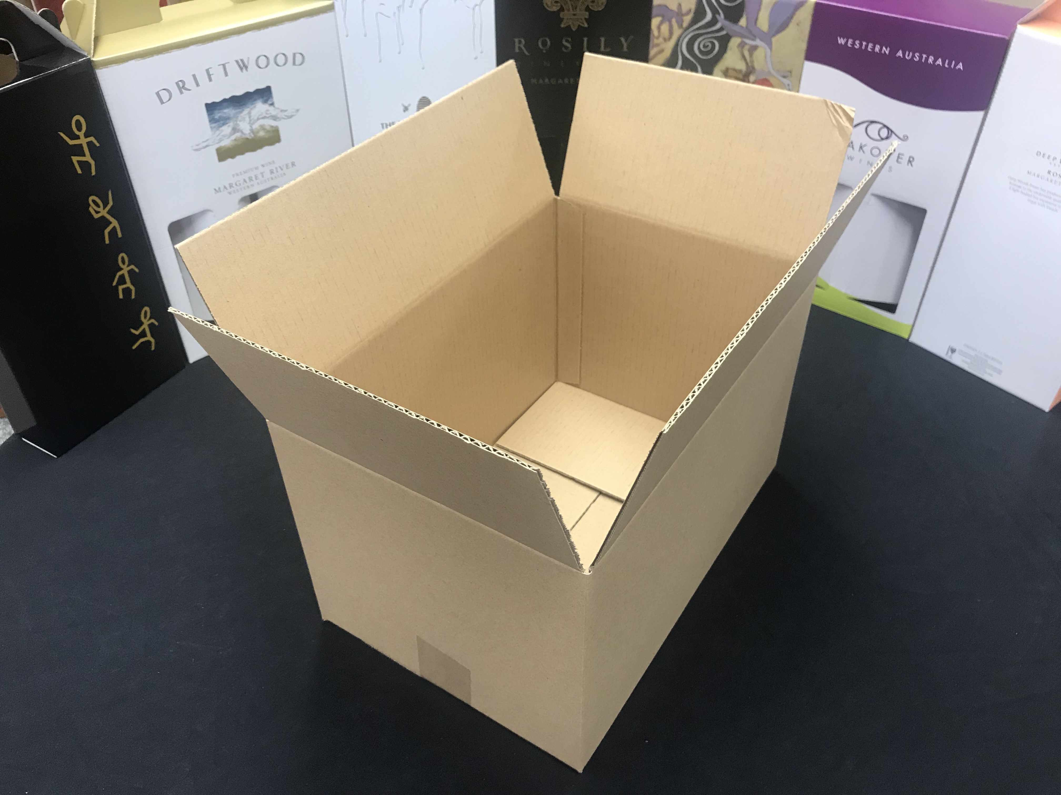 EUF-12 - 310x220x305 - Stock Item